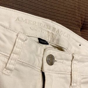 American Eagle White Skinny Jeans